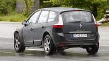 Next-gen Renault Koleos mule spy photo 13.06.2013