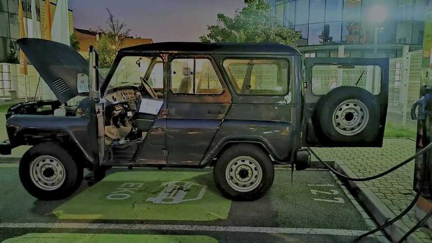 MWM Spartan UAZ Hunter 4x4 EV Conversion Is Great Off-Road