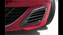 Löwe krallt nach Golf GTI