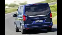 Transporter im Frack