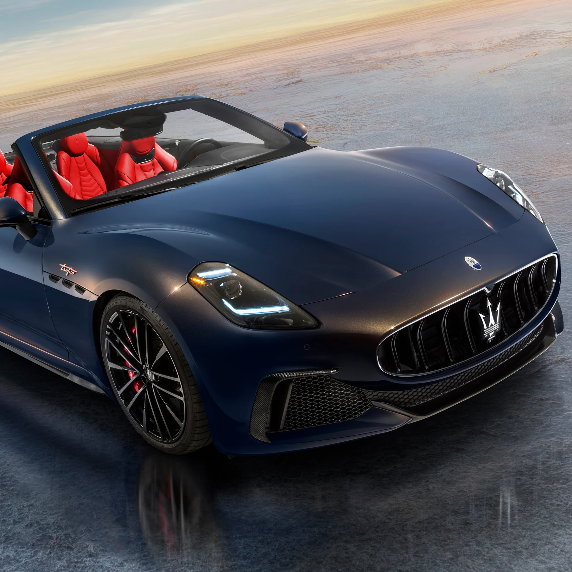 402-449 1/43 マセラティ Gran Cabrio Sport The 2024 Maserati GranCabrio Brings 542 HP Of Roofless Pleasure