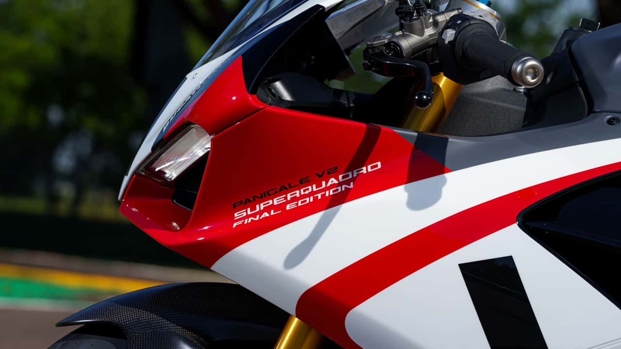 Ducati Panigale V2 Superquadro Final Edition