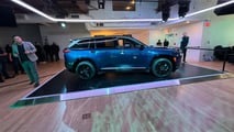 Jeep Wagoneer S (2024): Live-Bild vom Exterieur