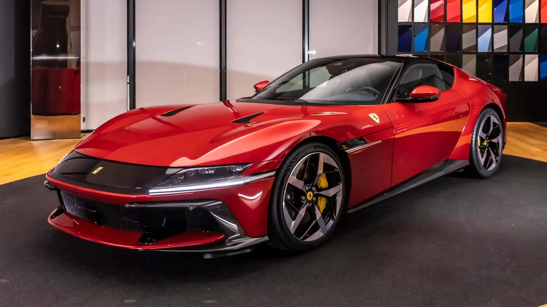 Ferrari 12Cilindri revealed: In its name, the soul of Maranello
