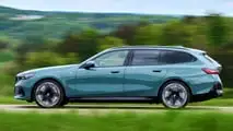 BMW i5 eDrive40 Touring (2024) nel test