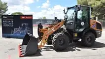 CNH e New Holland: la pala gommata compatta elettrica a Lecce