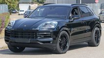 Porsche Cayenne Refresh Spy Shots