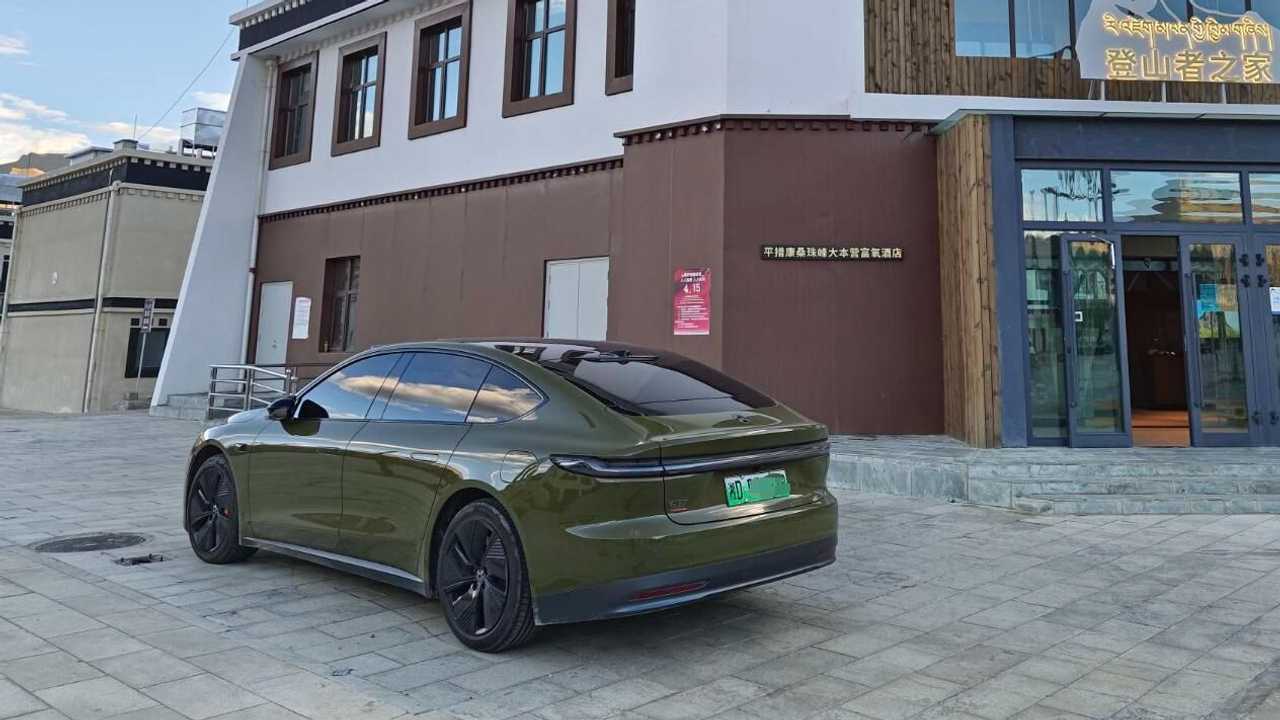 NIO ET7 в Тибете
