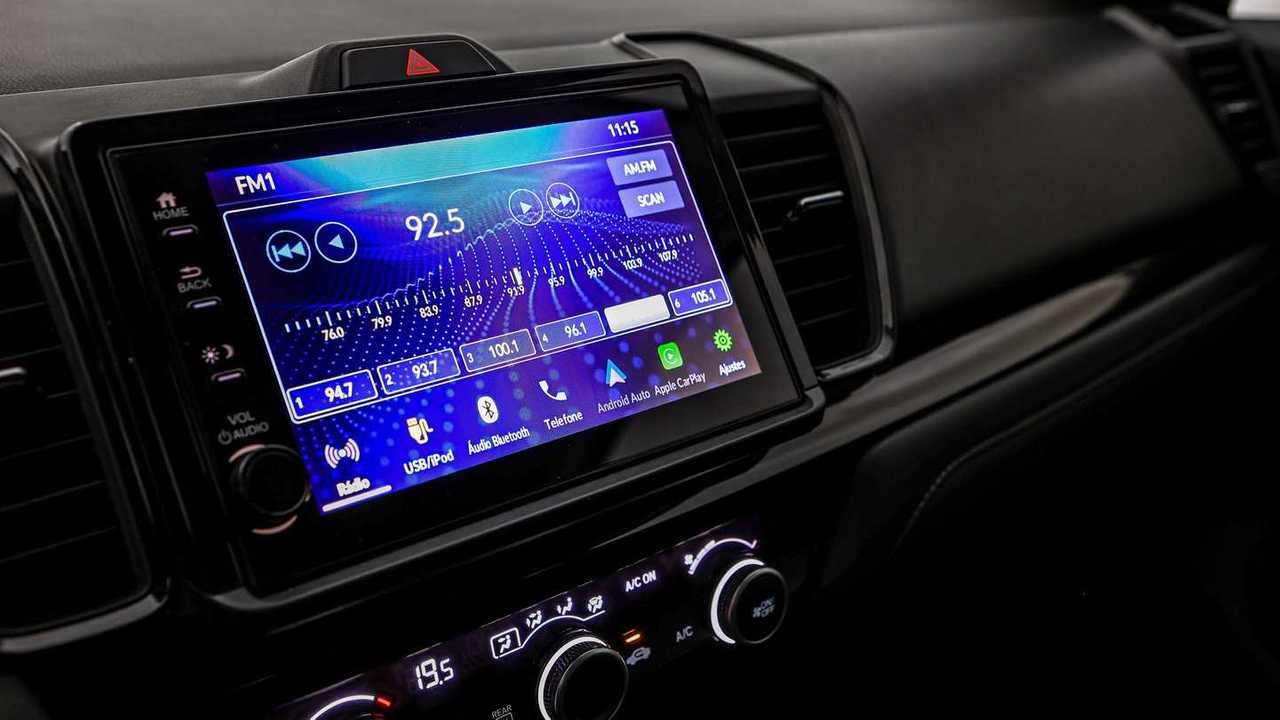 Comparativo: Honda City Touring vs. Nissan Versa Exclusive vs. Toyota Yaris Sedan XLS
