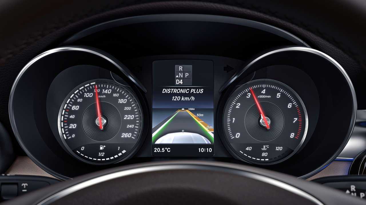 I sistemi di guida autonoma di Mercedes-Benz