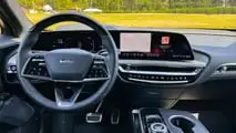 Primeira viagem do Cadillac Lyriq-V em 2026.