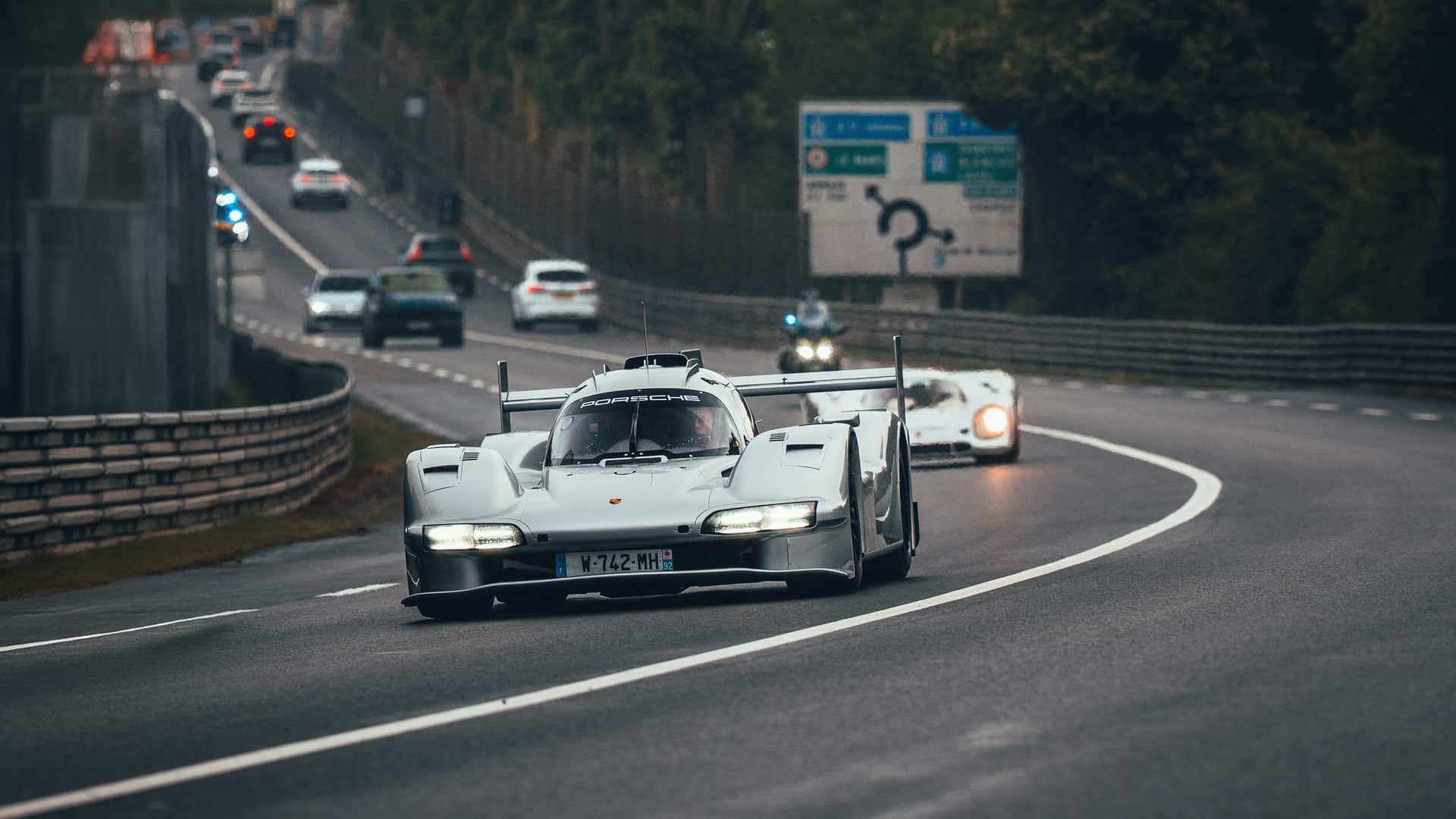 De Le Mans para as ruas: conheça o Porsche 963 RSP