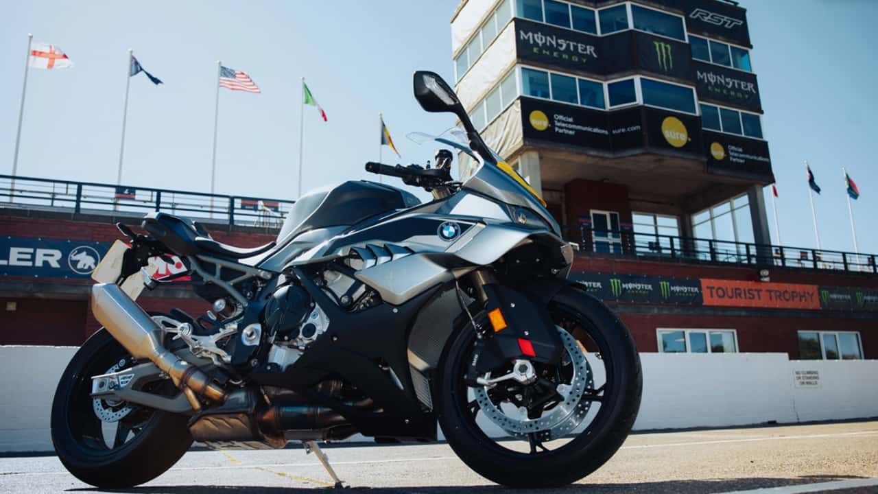 bmw supply iom tt s1000rr