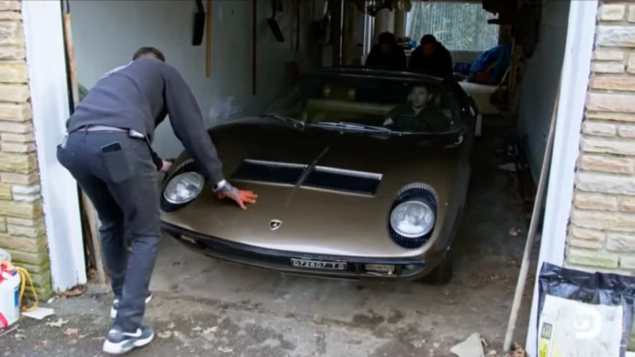 La strana storia di una Lamborghini Miura ritrovata in salotto