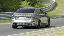 BMW M5 (G90) Facelift im Stil der Neuen Klasse als Erlkönig