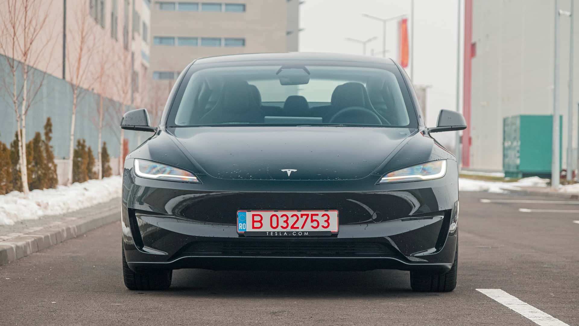 La Doble Cara de la Potencia en los Vehículos Eléctricos: Lo Que los Fabricantes No Te Cuentan