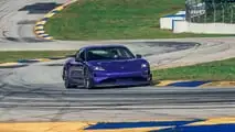 Il record a Road Atlanta della Porsche Taycan Turbo GT 2025