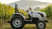 Toyota entra nel mercato dei trattori compatti con un ibrido da 75 CV