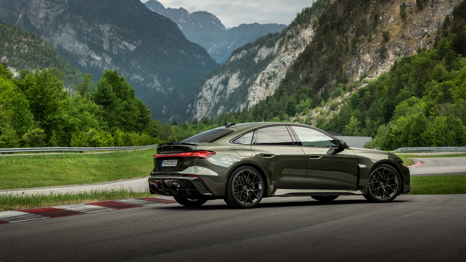 https://cdn.motor1.com/images/mgl/P3B292/s1/2027-audi-rs5-sedan-first-drive-review.jpg