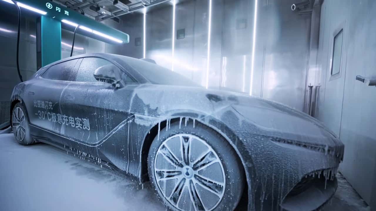 BYD Denza Z9GT charging in freezing temperatures
