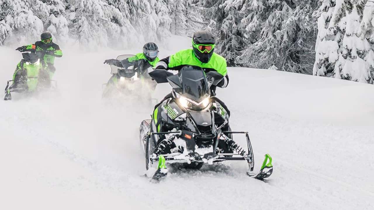 Arctic Cat Возвращается к Истокам: Презентация Сноубайков 2027 Года