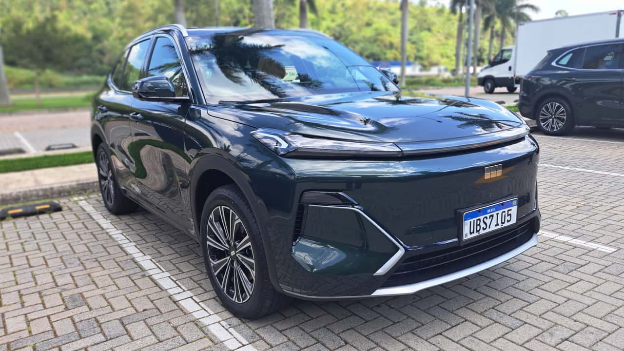 Geely EX5 EM-i PHEV chega ao Brasil por R$ 189.990; veja impressões