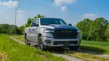 Ram 1500 V8, la prova di Motor1.com
