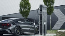 La colonnina Alpitronic da 1.000 kW di potenza