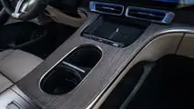 Mercedes GLC EQ Avantgarde (2026) in Klarblau Metallic: Das Interieur