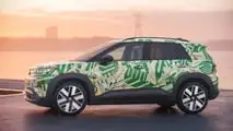 Versão da série VW ID Cross disfarçada em fotos de fábrica (2026)