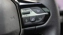 Peugeot 408 Hybrid (2026), la prova su strada di Motor1.com