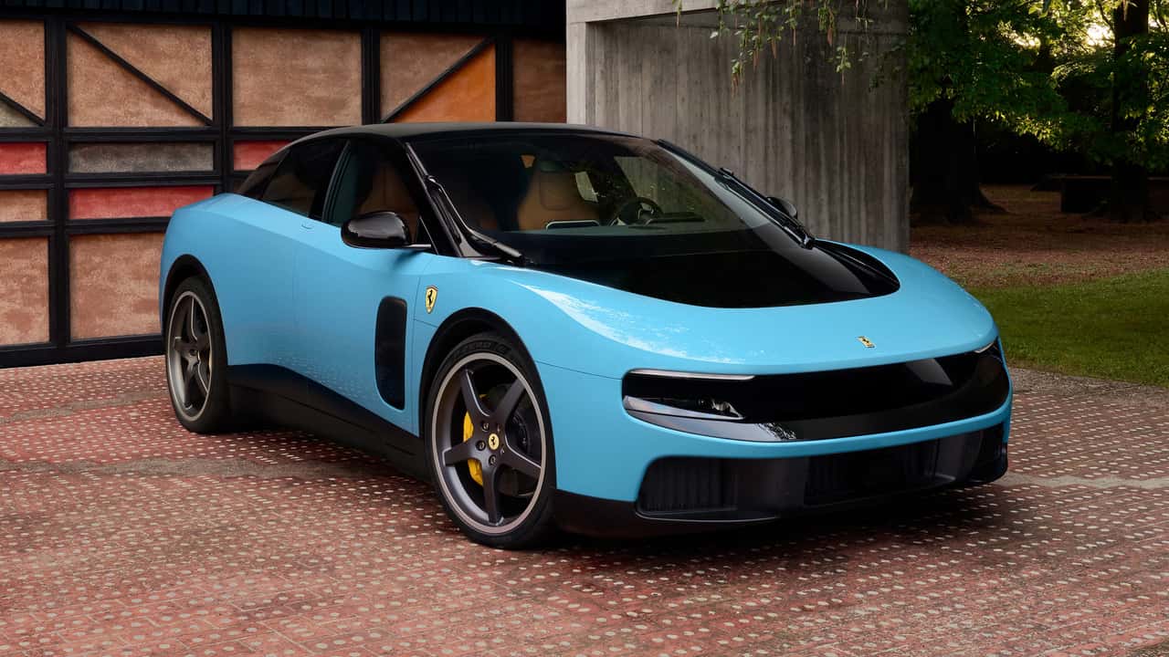 Ferrari Luce (2026)