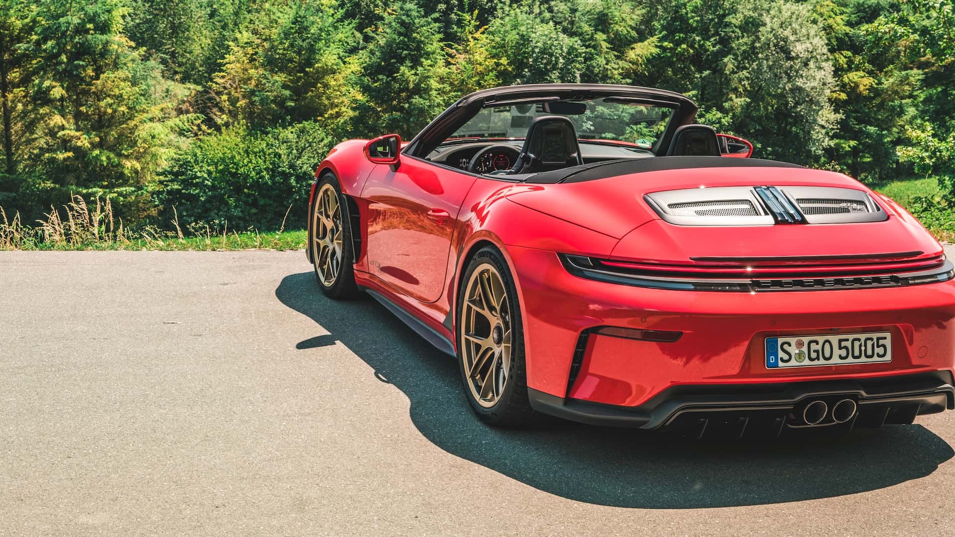 https://cdn.motor1.com/images/mgl/P3BxXG/s1/2027-porsche-911-gt3-s-c-first-drive-review.jpg