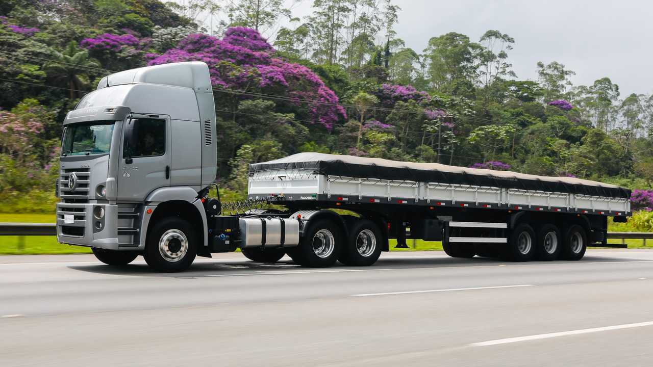 Volkswagen Constellation 25.460 - Primeiras Impressões