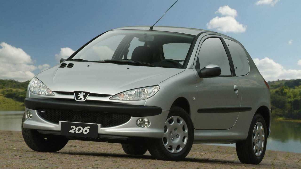 Carros nacionais dos anos 2000