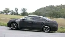 Hyundai Ioniq 6 mit Serienkarosserie erwischt