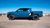 2025 Rivian R1T Gear Tunnel