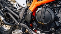 662302_MY25 KTM 390 ENDURO R R-Static- Cat B_KTM ENDURO R range