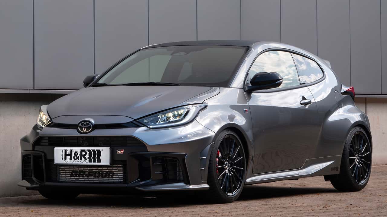 Toyota GR Yaris mit Facelift und H&R-Gewindefahrwerk
