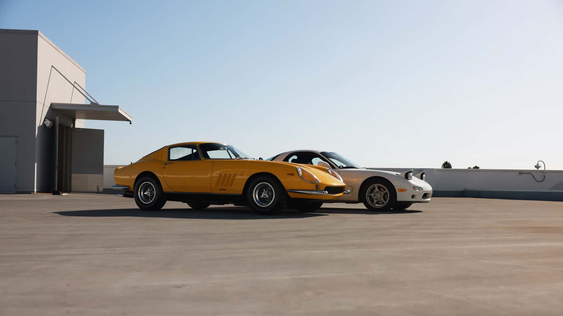 mazda-rx-7-fd-and-ferrari-275-gtb-4-japan-month.jpg