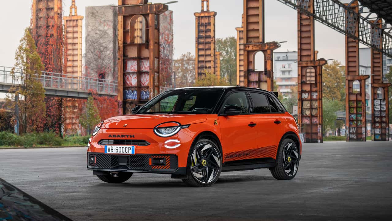 L'Abarth 600e diventa da "Competizione"