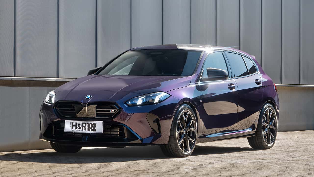 Klassen-Einstieg: BMW M135 xDrive mit H&R-Tieferlegungsfedern