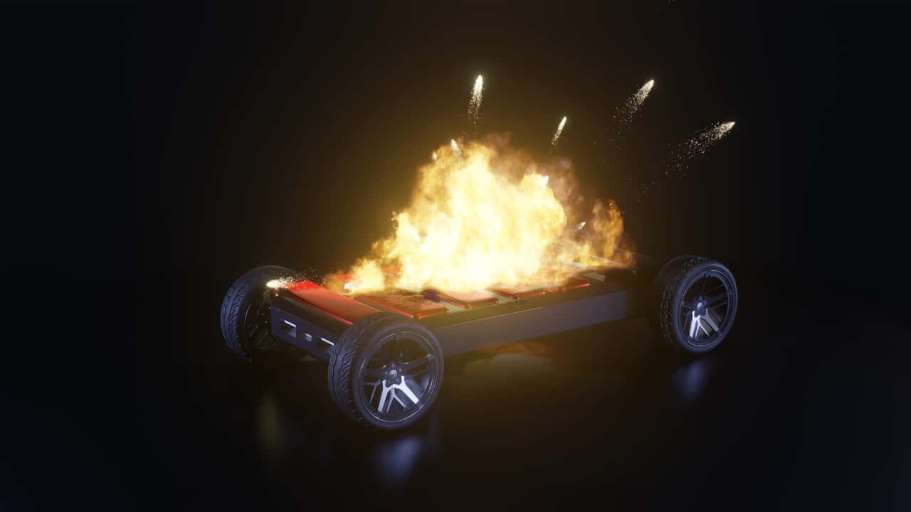Incendio batterie auto elettrica