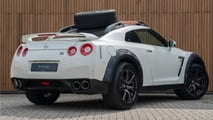 La Nissan GT-R se aventura fuera de la carretera