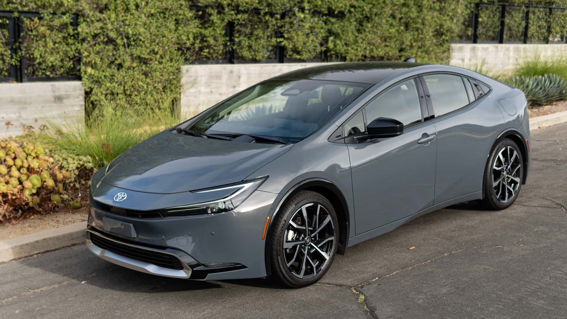 The Best Plug-In Hybrid, But I Wouldn't Buy One: 2025 Toyota Prius