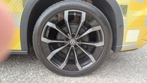 Sucessor do VW ID.4 (2027): roda traseira da versão esportiva com freio a tambor