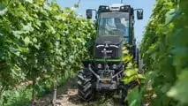 Foto - Fendt 211 con Single Contour Segments a Enovitis in Campo