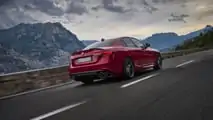 Alfa Romeo Giulia Quadrifoglio 2023