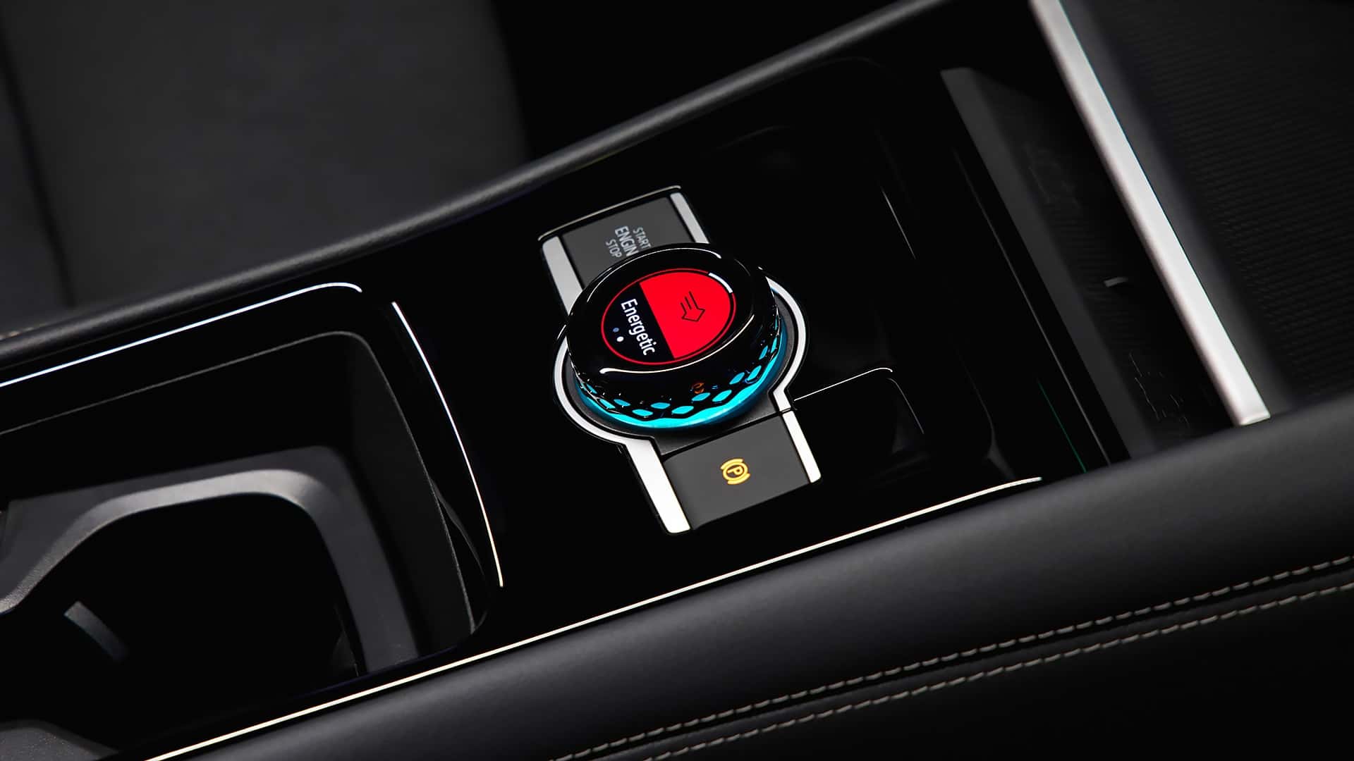 https://cdn.motor1.com/images/mgl/P3g3e8/s1/vw-tiguan-2024.jpg