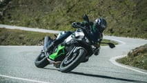 2024 Kawasaki Ninja 7 - Riding 3